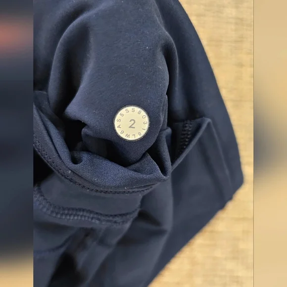 Lululemon fast and free size 2 - Picture 4 of 5